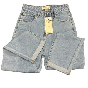 Don't think Twice New Mom Jeans in Light Blue Wash Size 4